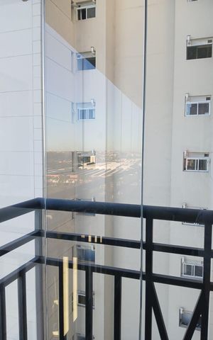 Apartamento à venda com 70m², 3 quartos e 2 vagas Apartamento à venda com 70m², 3 quartos e 2 vagasVaranda