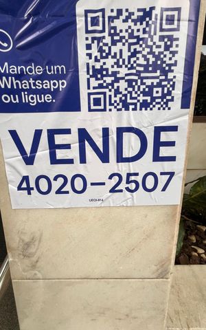 Apartamento à venda com 240m², 3 quartos e 1 vaga Apartamento à venda com 240m², 3 quartos e 1 vagaPlaca