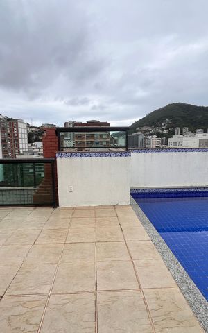 Apartamento à venda com 240m², 3 quartos e 1 vaga Apartamento à venda com 240m², 3 quartos e 1 vagaCobertura