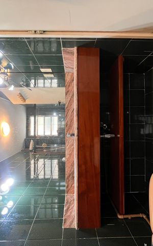 Apartamento à venda com 240m², 3 quartos e 1 vaga Apartamento à venda com 240m², 3 quartos e 1 vagaBanheiro da Suíte