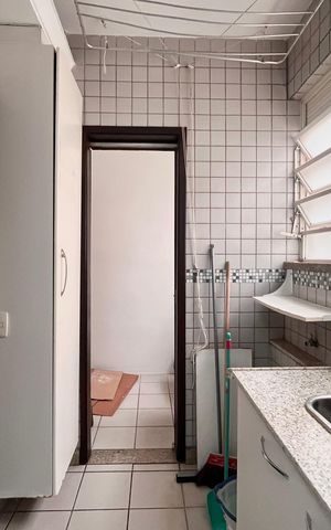 Apartamento à venda com 240m², 3 quartos e 1 vaga Apartamento à venda com 240m², 3 quartos e 1 vagaÁrea de Serviço