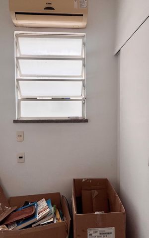 Apartamento à venda com 240m², 3 quartos e 1 vaga Apartamento à venda com 240m², 3 quartos e 1 vagaQuarto de Serviço