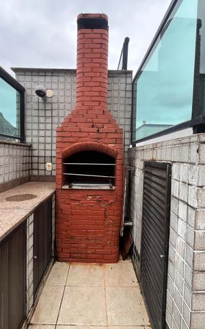 Apartamento à venda com 240m², 3 quartos e 1 vaga Apartamento à venda com 240m², 3 quartos e 1 vagaCobertura