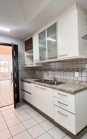 Apartamento à venda com 240m², 3 quartos e 1 vaga Apartamento à venda com 240m², 3 quartos e 1 vagaCozinha