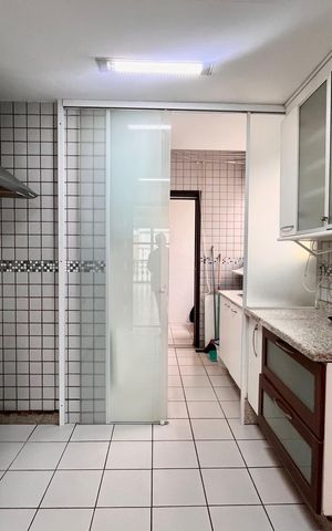 Apartamento à venda com 240m², 3 quartos e 1 vaga Apartamento à venda com 240m², 3 quartos e 1 vagaCozinha