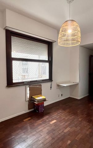 Apartamento à venda com 240m², 3 quartos e 1 vaga Apartamento à venda com 240m², 3 quartos e 1 vagaSuite