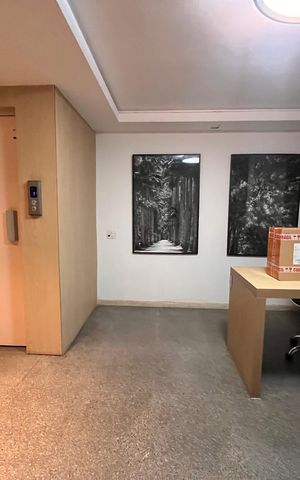 Apartamento à venda com 240m², 3 quartos e 1 vaga Apartamento à venda com 240m², 3 quartos e 1 vagaPortaria