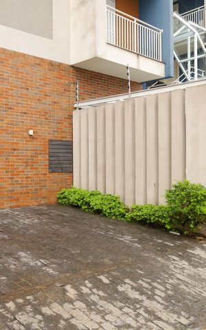 Apartamento à venda com 46m², 2 quartos e sem vagaPlaca GRANDE instalada na fachada do condomínio, dia 22.09.26 - Código da placa: KYET-238