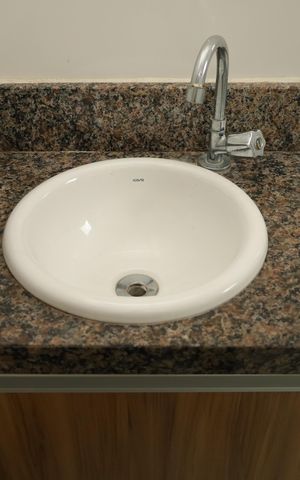Apartamento à venda com 46m², 2 quartos e sem vagaBanheiro