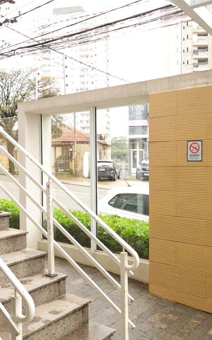 Apartamento à venda com 46m², 2 quartos e sem vagaÁrea comum - Hall de entrada