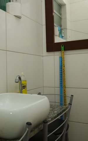 Casa de condomínio à venda com 90m², 3 quartos e 1 vagaBanheiro 3 - Lavabo