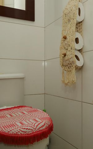 Casa de condomínio à venda com 90m², 3 quartos e 1 vagaBanheiro 3 - Lavabo
