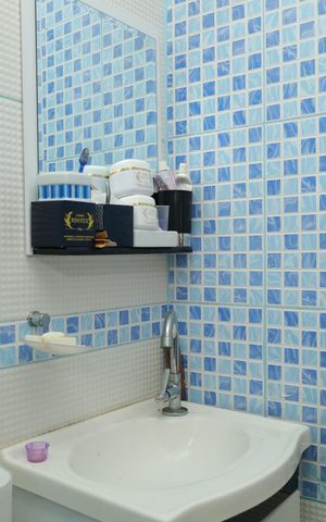 Casa de condomínio à venda com 90m², 3 quartos e 1 vagaBanheiro 1