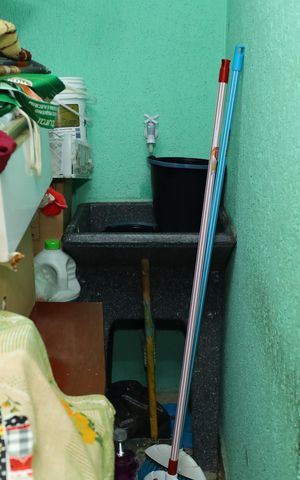 Casa de condomínio à venda com 90m², 3 quartos e 1 vagaÁrea de Serviço
