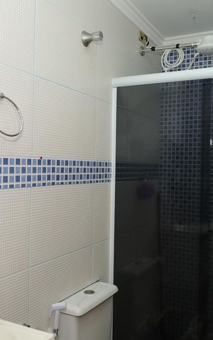 Casa de condomínio à venda com 90m², 3 quartos e 1 vagaBanheiro 2