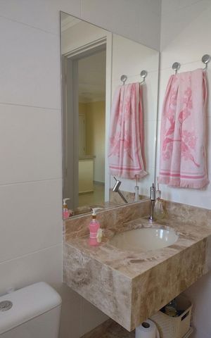 Apartamento para alugar com 61m², 2 quartos e 1 vaga Apartamento para alugar com 61m², 2 quartos e 1 vagaBanheiro 1