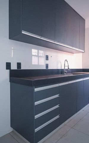 Apartamento à venda com 68m², 2 quartos e 1 vaga Apartamento à venda com 68m², 2 quartos e 1 vagaCozinha e Área de Serviço