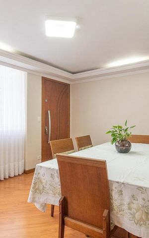 Apartamento à venda com 77m², 3 quartos e 1 vagaSala