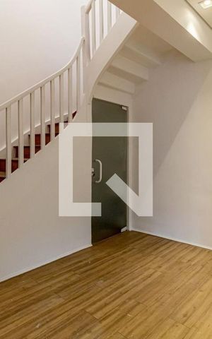 Casa à venda com 325m², 5 quartos e 2 vagas