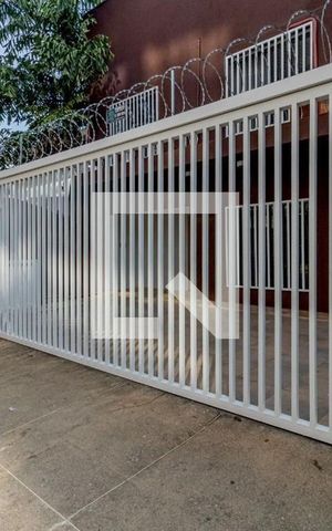 Casa à venda com 325m², 5 quartos e 2 vagas
