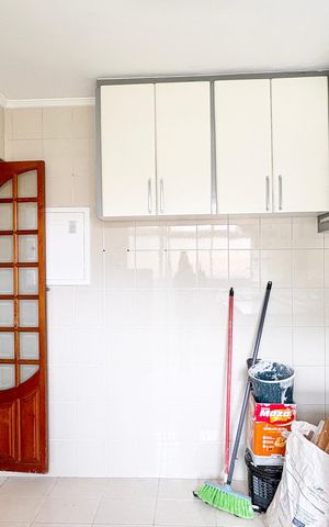 Apartamento à venda com 65m², 3 quartos e 1 vaga Apartamento à venda com 65m², 3 quartos e 1 vagaCozinha