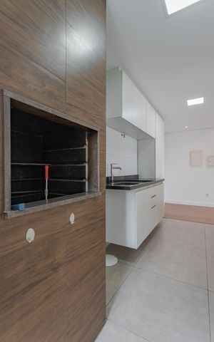 Apartamento para alugar com 87m², 2 quartos e 2 vagas Apartamento para alugar com 87m², 2 quartos e 2 vagasCozinha e Área de Serviço