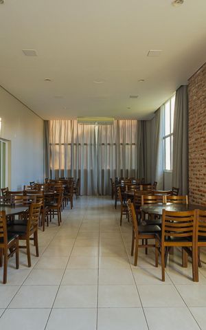 Casa de condomínio para alugar com 311m², 4 quartos e 4 vagas Casa de condomínio para alugar com 311m², 4 quartos e 4 vagasÁrea comum
