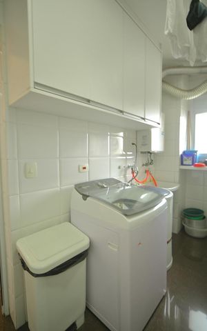 Apartamento para alugar com 239m², 4 quartos e 5 vagasÁrea de Serviço