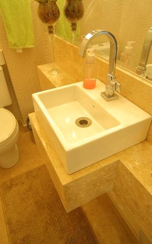 Apartamento para alugar com 239m², 4 quartos e 5 vagasLavabo da Sala 