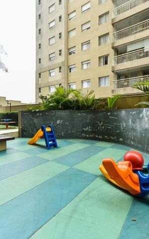Apartamento para alugar com 239m², 4 quartos e 5 vagas Apartamento para alugar com 239m², 4 quartos e 5 vagasÁrea comum - Playground