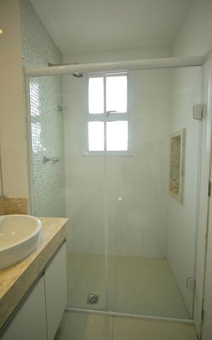 Apartamento para alugar com 239m², 4 quartos e 5 vagasBanheiro Suíte 2 