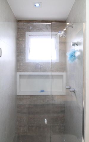 Apartamento para alugar com 67m², 2 quartos e 1 vaga Apartamento para alugar com 67m², 2 quartos e 1 vagaBanheiro da Suíte
