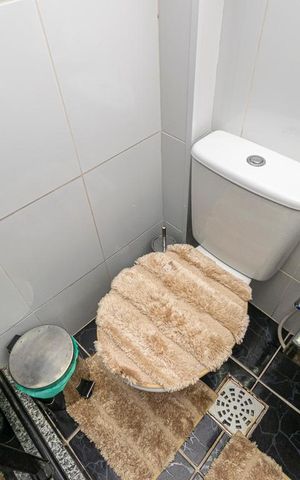 Apartamento à venda com 80m², 3 quartos e 1 vaga Apartamento à venda com 80m², 3 quartos e 1 vagaBanheiro Social