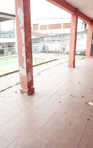 Casa à venda com 435m², 6 quartos e 4 vagasChurrasqueira