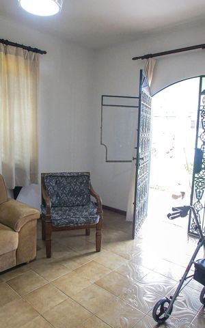 Casa à venda com 435m², 6 quartos e 4 vagasSala de Estar