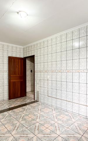 Casa para alugar com 198m², 2 quartos e 3 vagas Casa para alugar com 198m², 2 quartos e 3 vagasCozinha