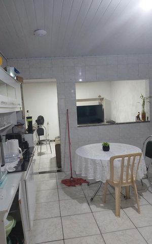 Casa à venda com 216m², 4 quartos e 3 vagas Casa à venda com 216m², 4 quartos e 3 vagasCozinha
