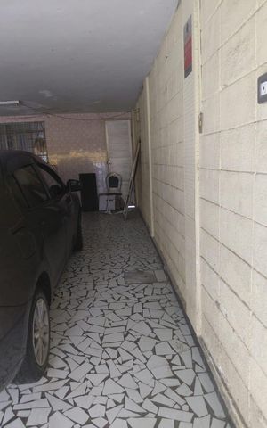 Casa à venda com 216m², 4 quartos e 3 vagas Casa à venda com 216m², 4 quartos e 3 vagasGaragem