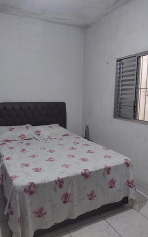 Casa à venda com 216m², 4 quartos e 3 vagas Casa à venda com 216m², 4 quartos e 3 vagasQuarto 1