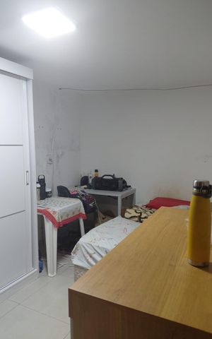 Casa à venda com 216m², 4 quartos e 3 vagas Casa à venda com 216m², 4 quartos e 3 vagasQuarto 2