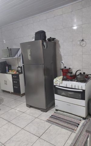 Casa à venda com 216m², 4 quartos e 3 vagas Casa à venda com 216m², 4 quartos e 3 vagasCozinha