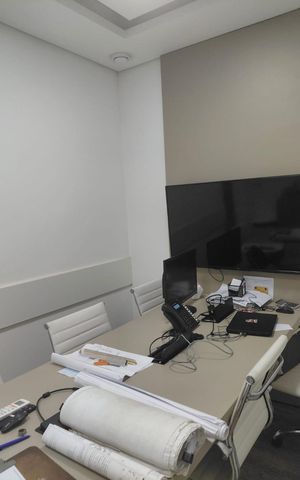 Casa à venda com 216m², 4 quartos e 3 vagas Casa à venda com 216m², 4 quartos e 3 vagasQuarto 4