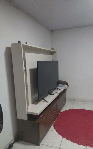 Casa à venda com 216m², 4 quartos e 3 vagas Casa à venda com 216m², 4 quartos e 3 vagasSala
