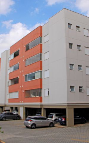 Apartamento para alugar com 107m², 3 quartos e 2 vagasFachada