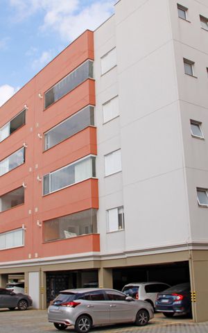 Apartamento para alugar com 107m², 3 quartos e 2 vagasFachada