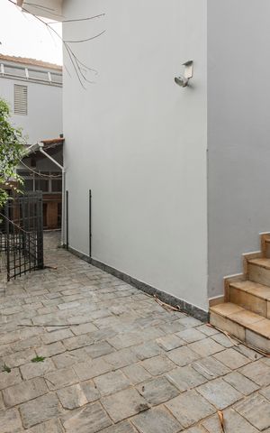 Casa para alugar com 365m², 4 quartos e 4 vagas Casa para alugar com 365m², 4 quartos e 4 vagasQuintal