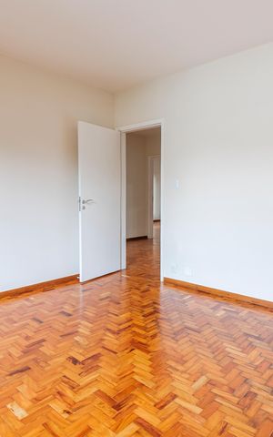 Casa para alugar com 365m², 4 quartos e 4 vagas Casa para alugar com 365m², 4 quartos e 4 vagasQuarto 1