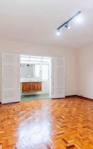 Casa para alugar com 365m², 4 quartos e 4 vagas Casa para alugar com 365m², 4 quartos e 4 vagasSuíte 2