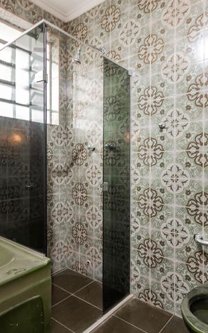 Casa para alugar com 365m², 4 quartos e 4 vagas Casa para alugar com 365m², 4 quartos e 4 vagasBanheiroBanheiro
