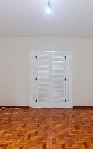 Casa para alugar com 365m², 4 quartos e 4 vagas Casa para alugar com 365m², 4 quartos e 4 vagasSuíte 2